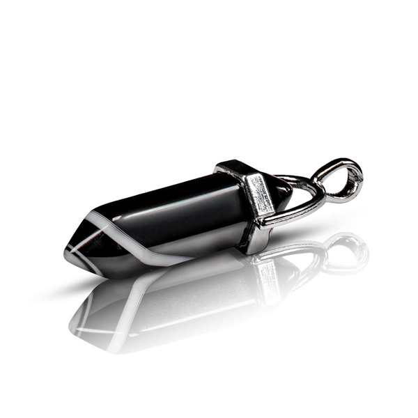 Pendant with black agate in pouch + chain